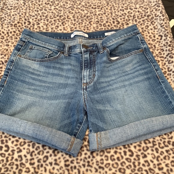 Womens Banaba Republic shorts - Picture 6 of 6